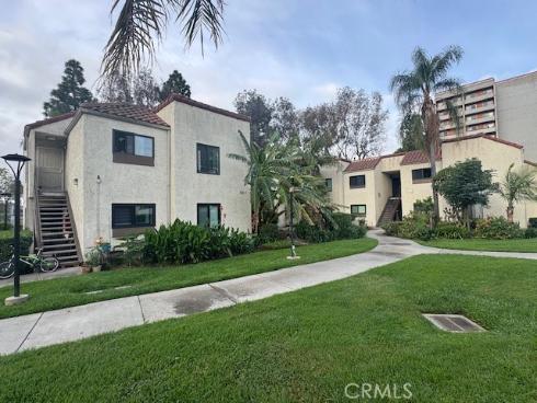 721 W 1st  , Santa Ana, CA