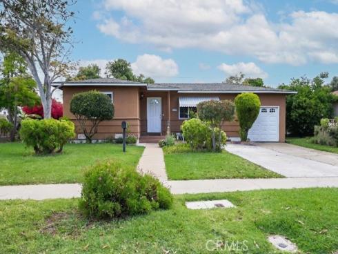 2105 S. Rosewood