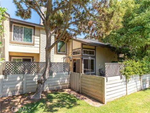 2620  Tustin  F  Avenue, Santa Ana, CA