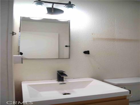 1021 W Bishop 212-I , Santa Ana, CA