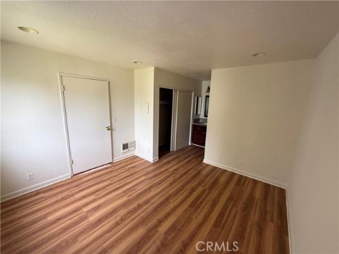 619 N Bristol  23 , Santa Ana, CA