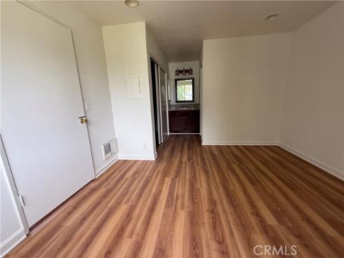 619 N Bristol  23 , Santa Ana, CA
