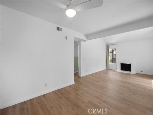 1330 Cabrillo Park F , Santa Ana, CA