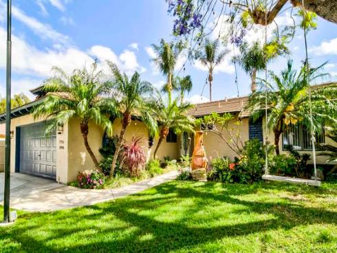 1926  Trask Ave  , Santa Ana, CA