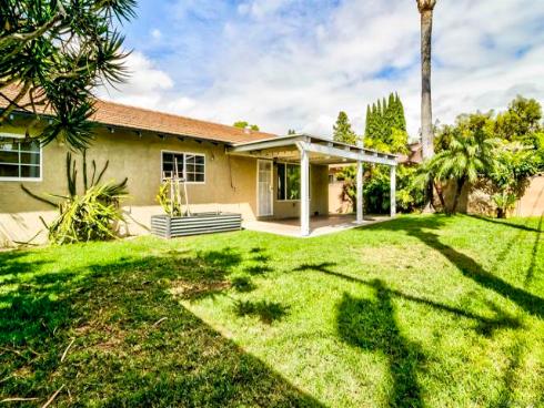 1926  Trask Ave  , Santa Ana, CA