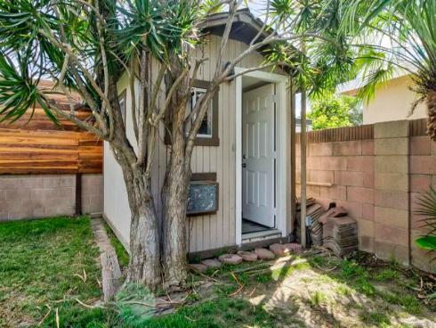 1926  Trask Ave  , Santa Ana, CA