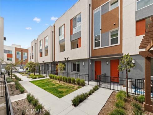 1816 E 1st  440 , Santa Ana, CA