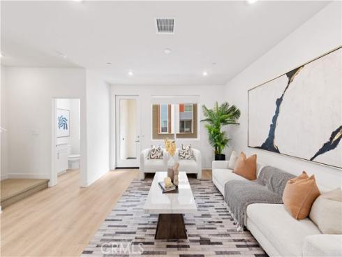 1816 E 1st  440 , Santa Ana, CA
