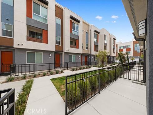 1816 E 1st  440 , Santa Ana, CA