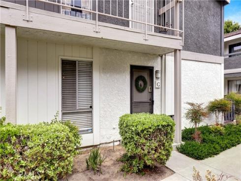 2815 S. Fairview St, g