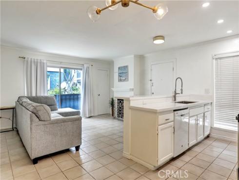 2815 S Fairview St, #g  , Santa Ana, CA