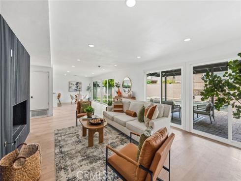 521 W Memory , Santa Ana, CA