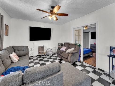 1208 E 3rd , Santa Ana, CA