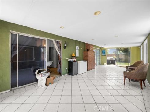 1130 E 21st  , Santa Ana, CA