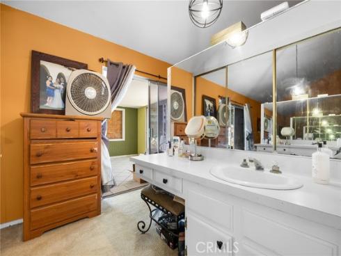 1130 E 21st  , Santa Ana, CA