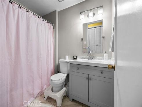 1130 E 21st  , Santa Ana, CA