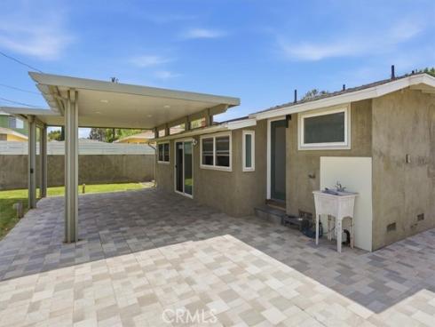 2215 N Spurgeon Street, Santa Ana, CA