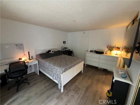 521 S Lyon  85 , Santa Ana, CA
