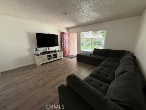 521 S Lyon  85 , Santa Ana, CA