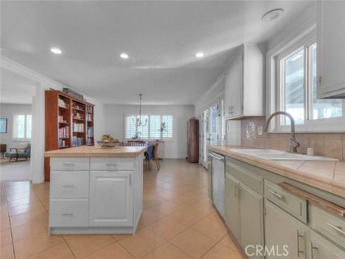 1517 E 19th , Santa Ana, CA