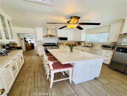 1205 S Flower , Santa Ana, CA