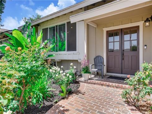 13791  Pasadena  , Santa Ana, CA