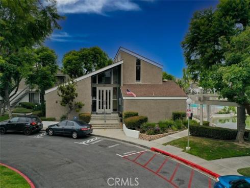 2841 S Fairview E , Santa Ana, CA