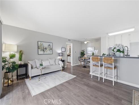 2841 S Fairview E , Santa Ana, CA