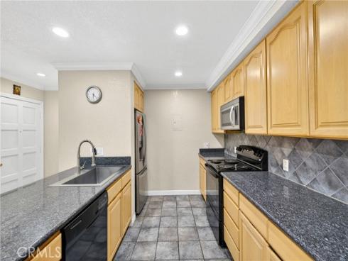 2521 W Sunflower  H6 , Santa Ana, CA