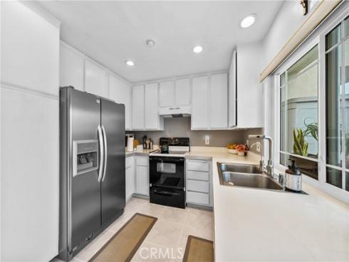 2921 S Sycamore St E , Santa Ana, CA