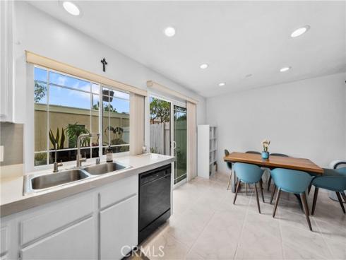 2921 S Sycamore St E , Santa Ana, CA
