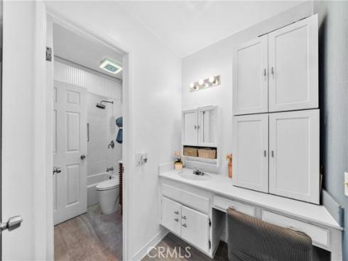 2921 S Sycamore St E , Santa Ana, CA