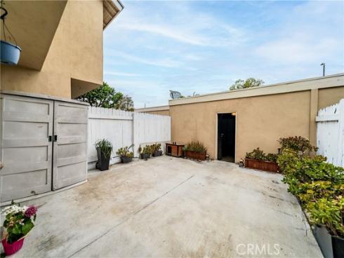 2921 S Sycamore St E , Santa Ana, CA