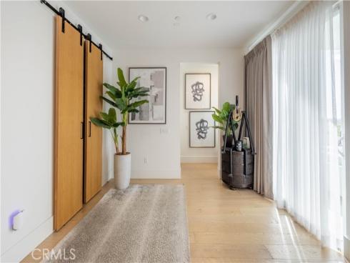 18806  Winnwood  , Santa Ana, CA