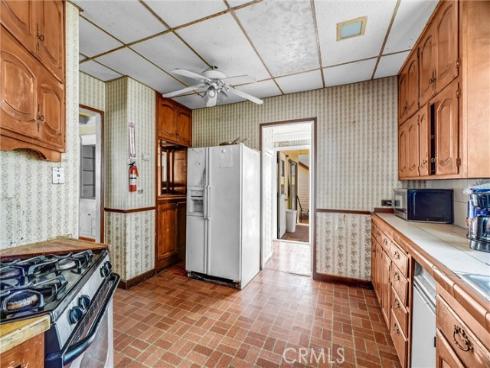 835  French   Street, Santa Ana, CA