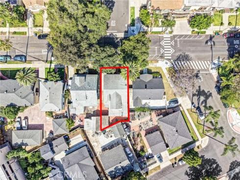 835  French   Street, Santa Ana, CA