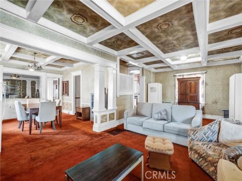 835  French   Street, Santa Ana, CA