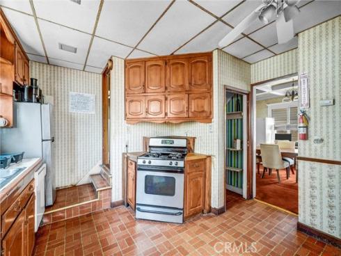 835  French   Street, Santa Ana, CA
