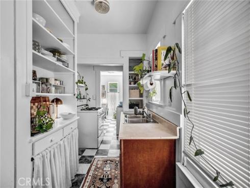 839  French   Street, Santa Ana, CA