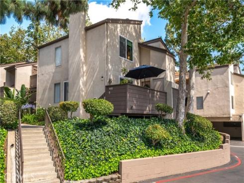 1410 Cabrillo Park