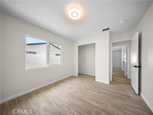 2031 S Center Street , Santa Ana, CA