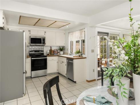 2005 W West Wind  , Santa Ana, CA