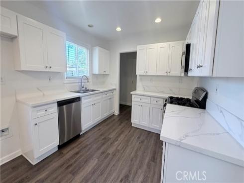 2702 W Maywood , Santa Ana, CA