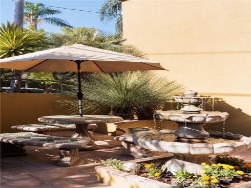 410 W 19th  , Santa Ana, CA