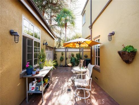 410 W 19th  , Santa Ana, CA