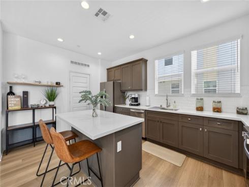 1016 E 4th , Santa Ana, CA