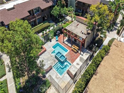 1010 W Macarthur  86 , Santa Ana, CA
