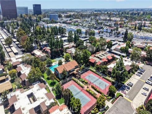 1010 W Macarthur  86 , Santa Ana, CA