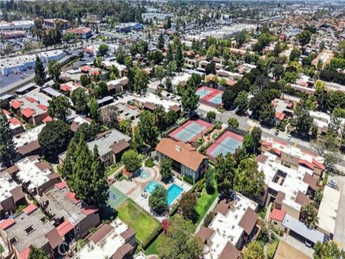 1010 W Macarthur  86 , Santa Ana, CA
