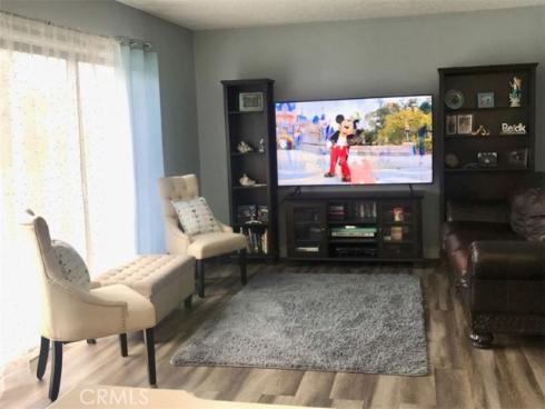 2209  Grovemont  , Santa Ana, CA